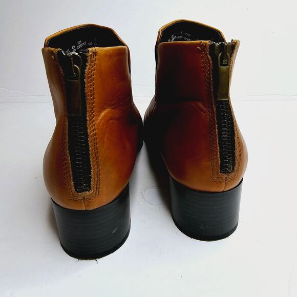 Clarks Elvina Dawn Tan Leather Distress Ankle Boots Size 9 - Picture 5 of 13
